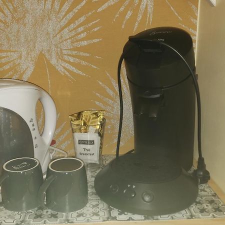 4 Safraniers Bed and Breakfast Sillans-la Cascade Εξωτερικό φωτογραφία