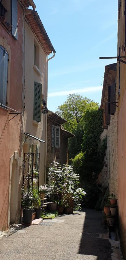 4 Safraniers Bed and Breakfast Sillans-la Cascade Εξωτερικό φωτογραφία